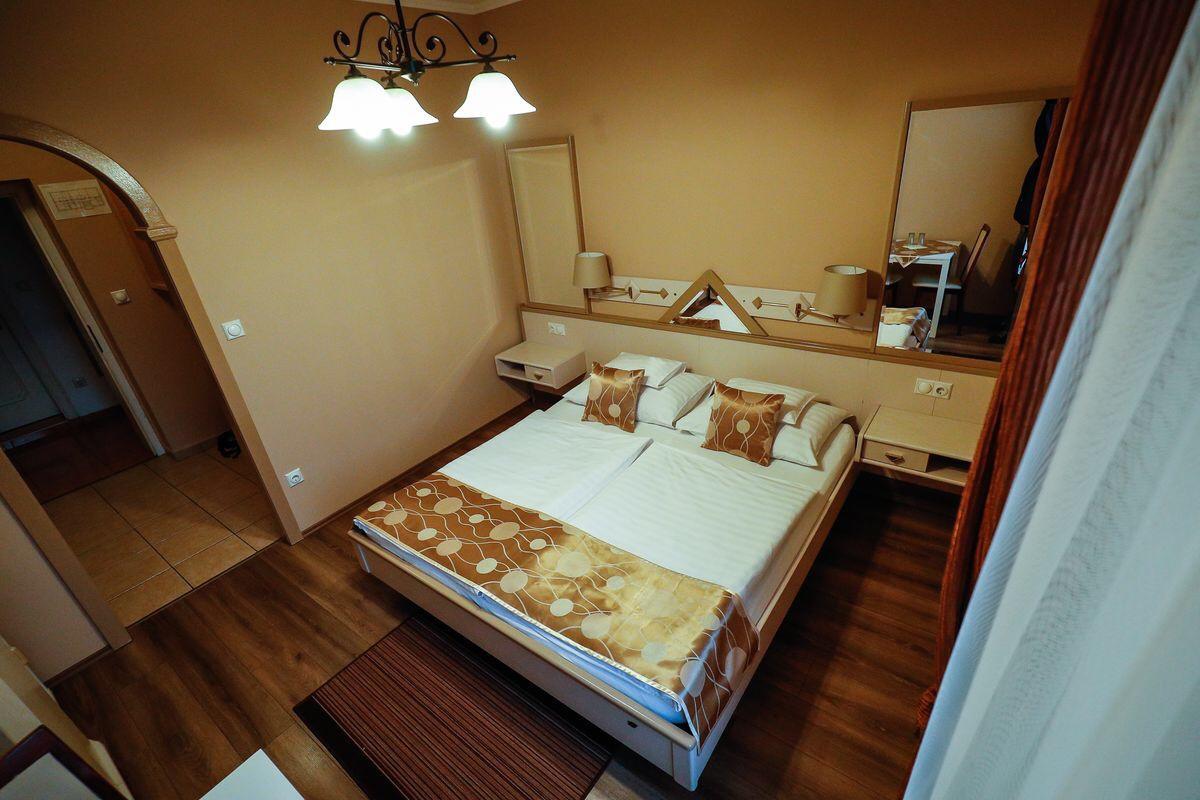 Bed and Breakfast Gozmalom Etterem Es Panzio Körmend Exterior foto
